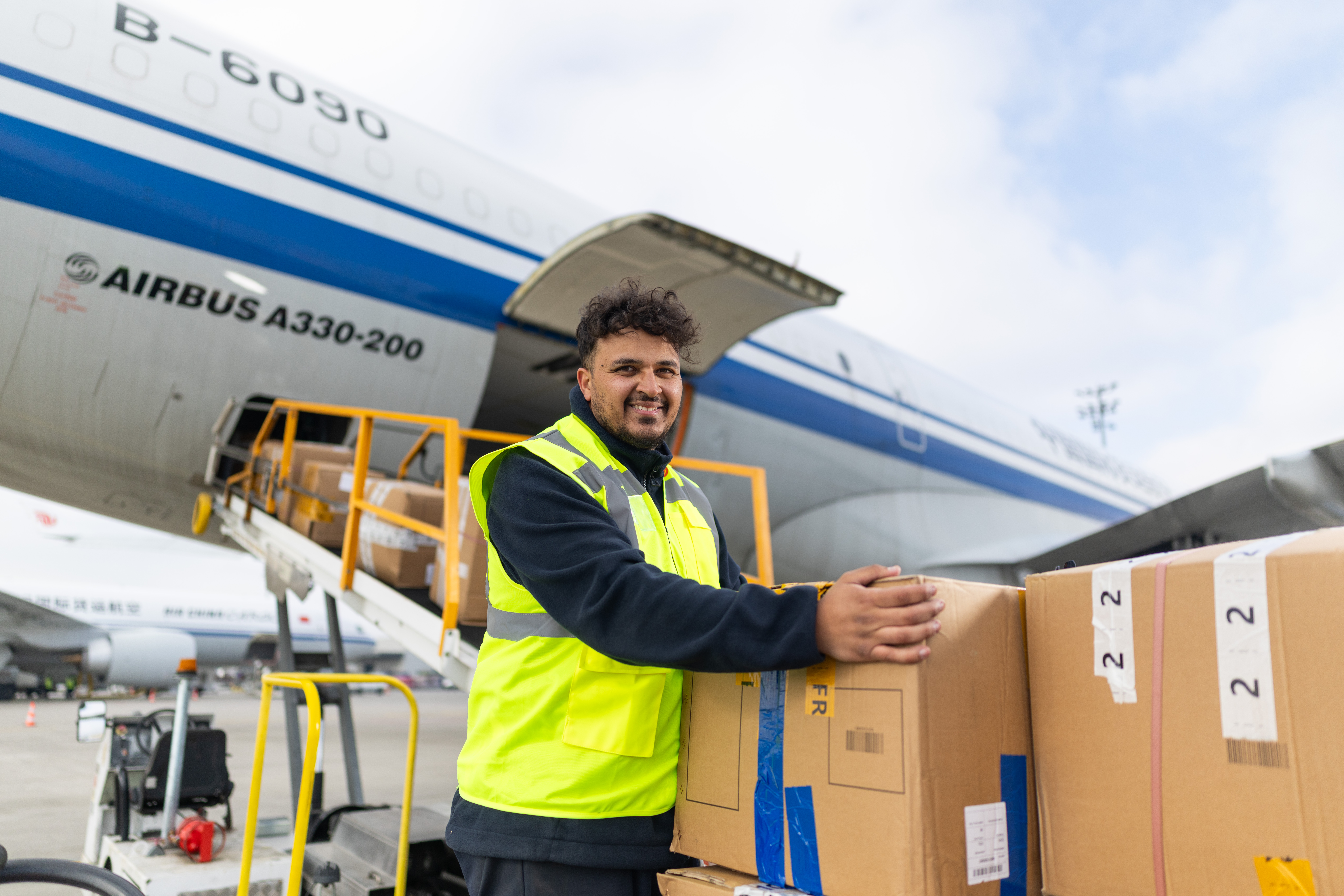 SATS Cargo Handling