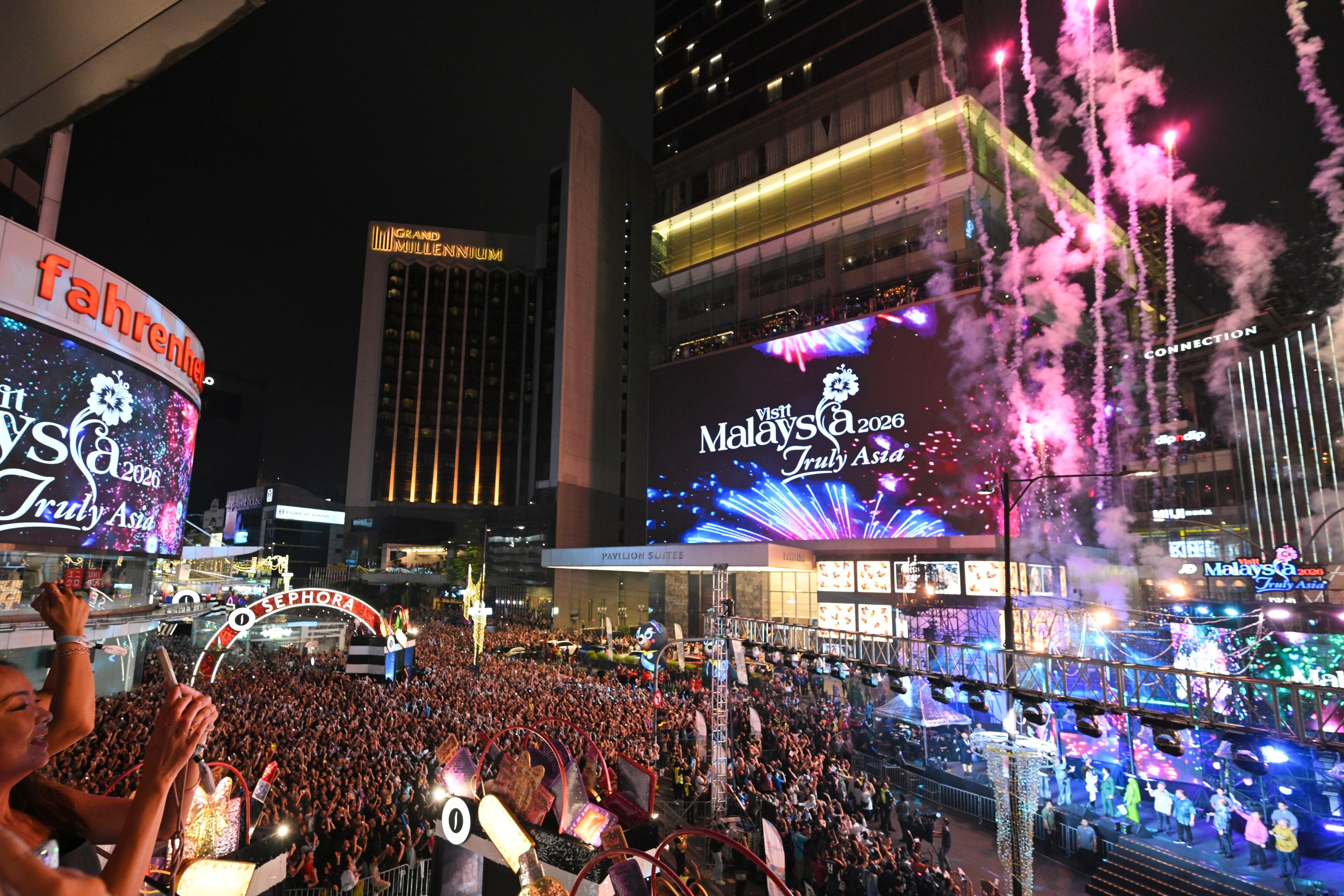 Fireworks - VM2026 Countdown