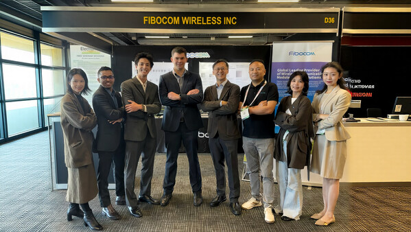 Fibocom group photo at their booth D36 during ElectroneX 2026 in Australia, showcasing the company's latest AIoT innovations and wireless connectivity solutions.