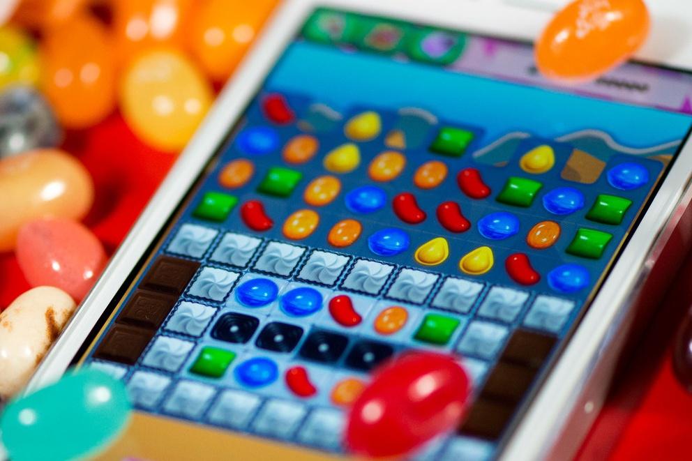 Social Network Games such as Candy Crush Saga have redefined the casual gaming experience of the next generation